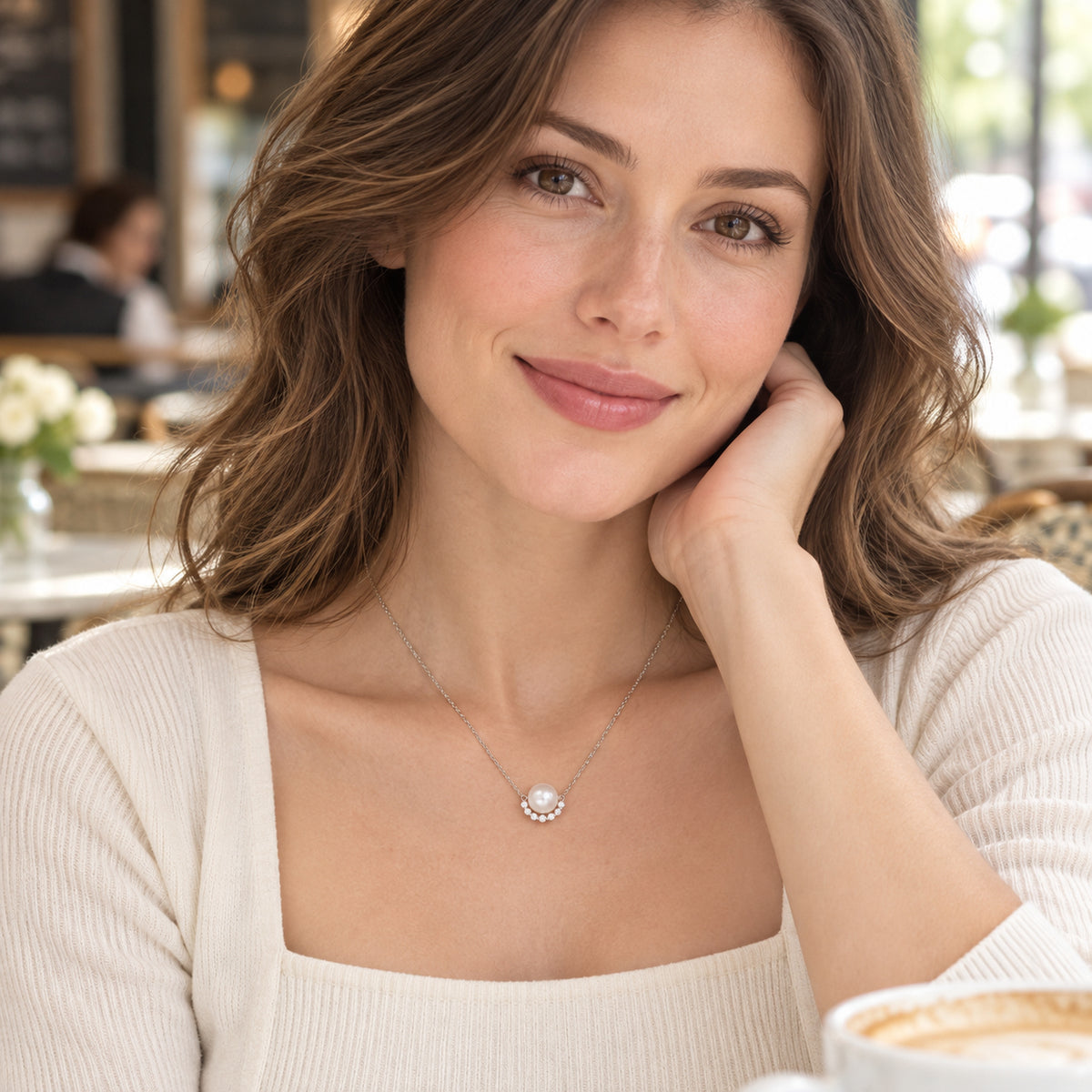 Single Freshwater Pearl Necklace with Curved Accent