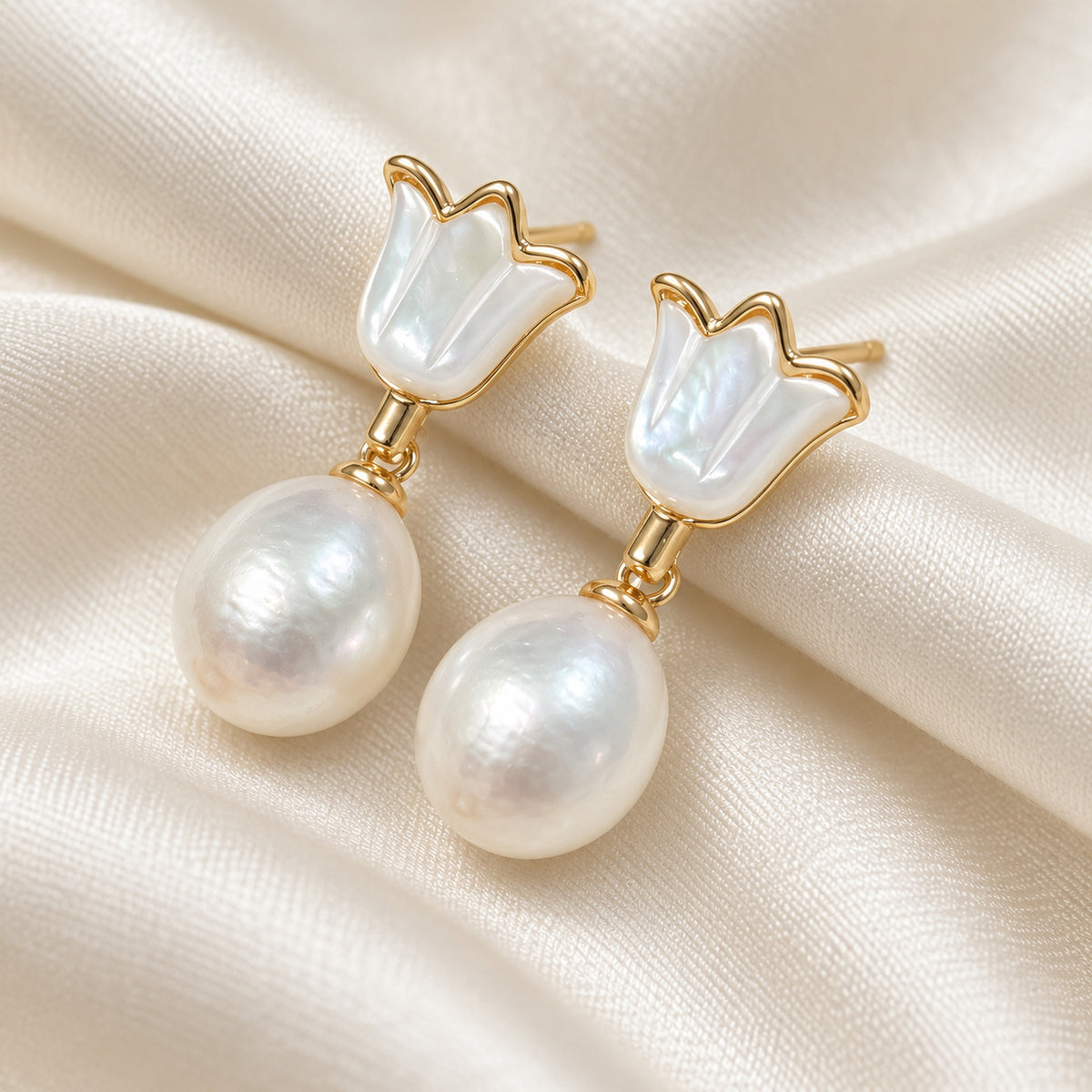 9–10mm White Freshwater Pearl Tulip Drop Earrings