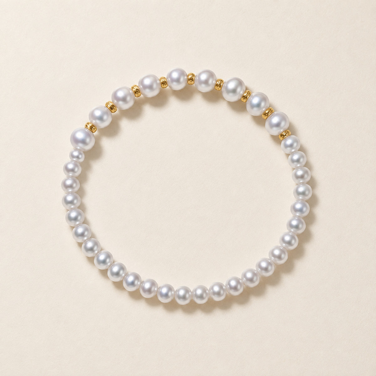 Graduated Freshwater Pearl Bracelet with Gold-Tone Accents